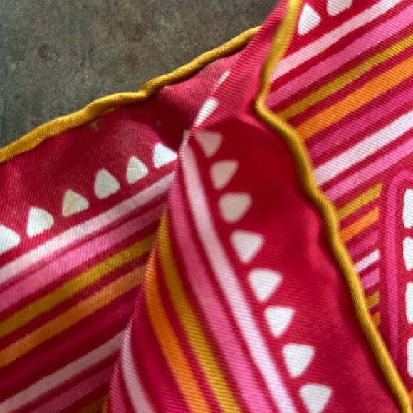 Vintage Vena Silk Hand rolled Scarf Japan Red Pink Orange - Picture 4 of 8